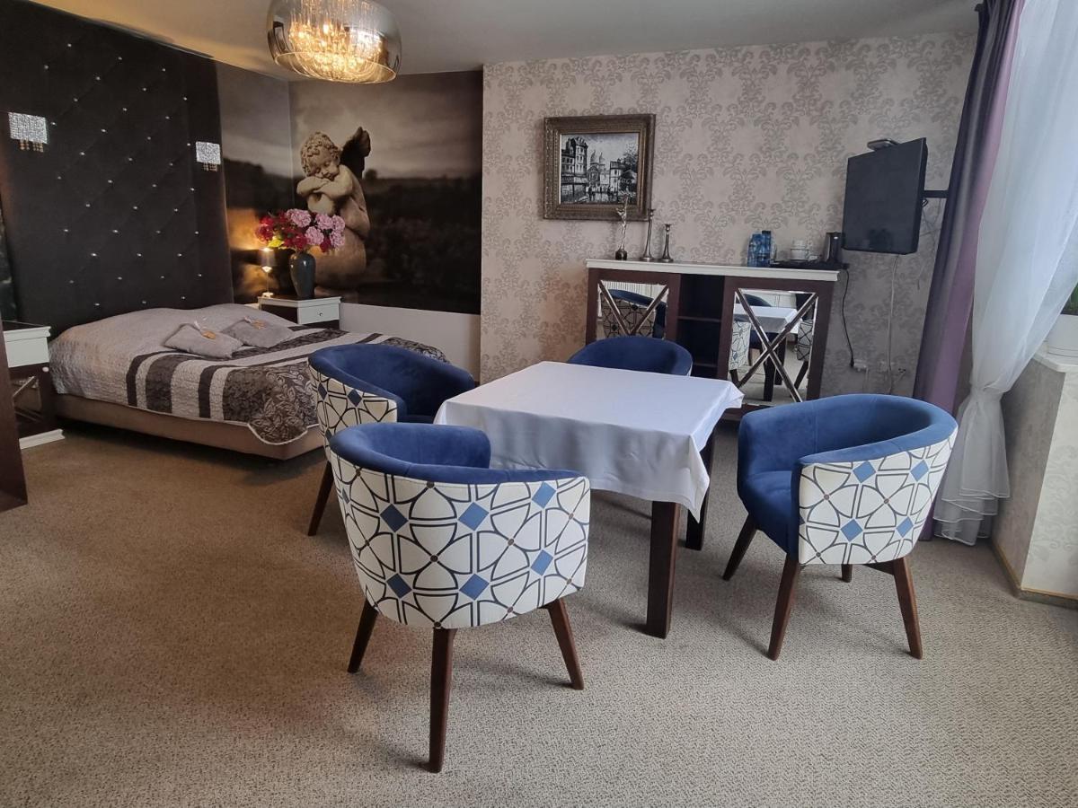 Dworek Jablonna Bed & Breakfast Lublin Dış mekan fotoğraf